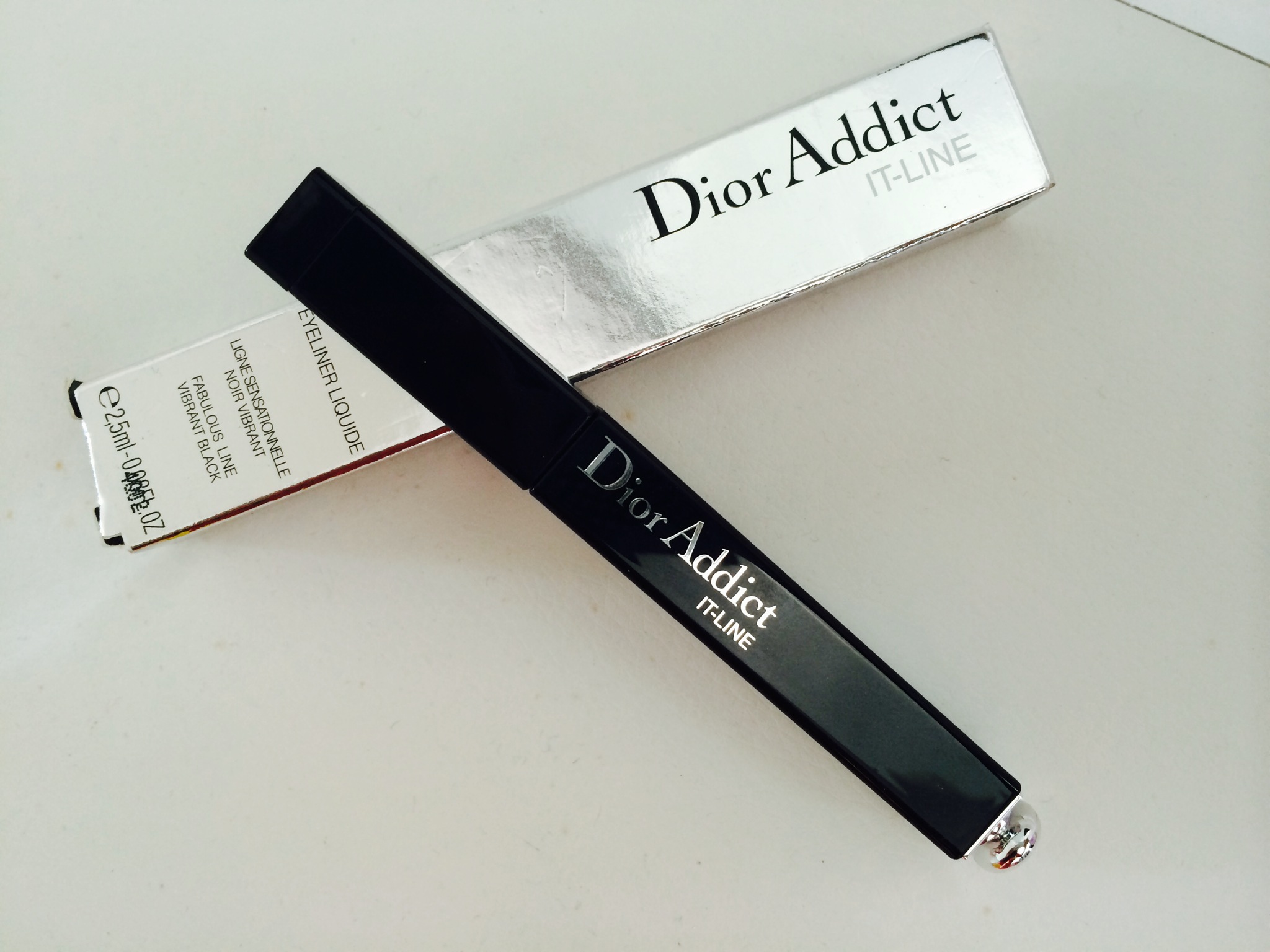 A Review: Dior Addict IT-LINE 